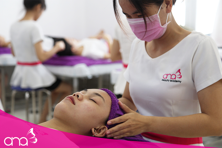 Học massage mặt ở TPHCM bao nhiêu tại các trung tâm?