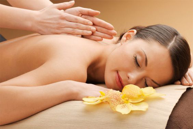 massage body giúp thanh lọc cho da