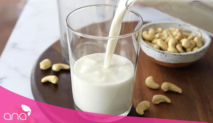 Cách làm sữa hạt giảm cân từ hạt điều
