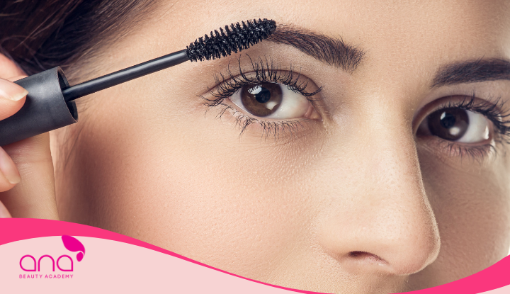 Lợi ích của việc chuốt mascara khi nối mi?