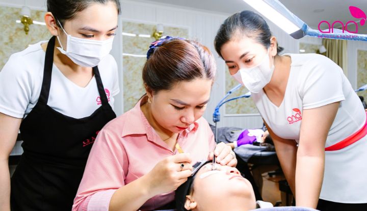 Chương trình thực hành nối mi từ cơ bản đến nâng cao
