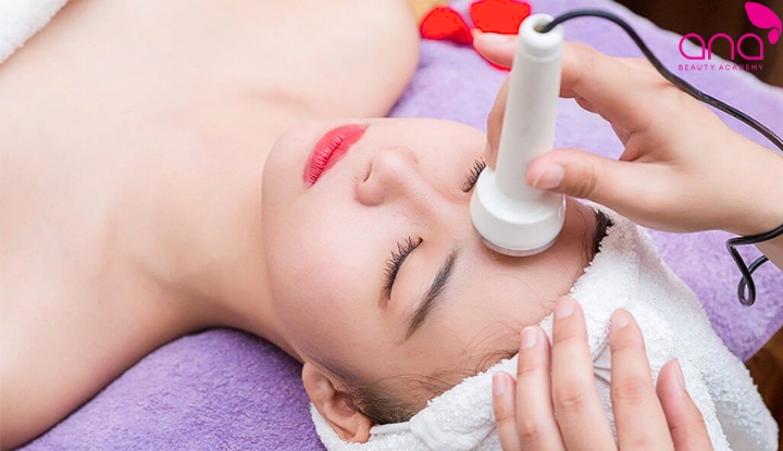 Giải đáp có nên đi spa chăm sóc da mặt và lợi ích (Nguồn: Internet)