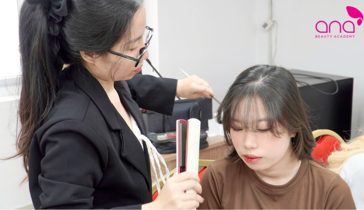 Giảng dạy makeup phù hợp với người có chuyên môn cao