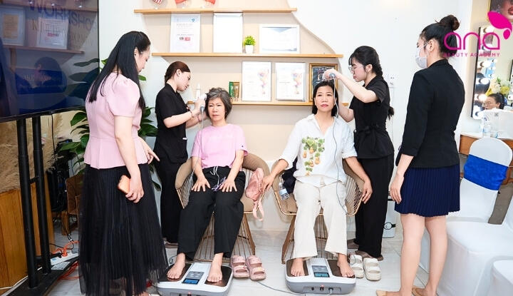 Kết hợp giữa kỹ thuật spa và kiến thức kinh doanh