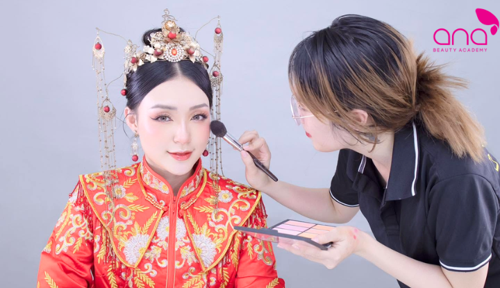 Rose Beauty chú trọng thực hành và hỗ trợ học viên sau tốt nghiệp (Nguồn: Internet)