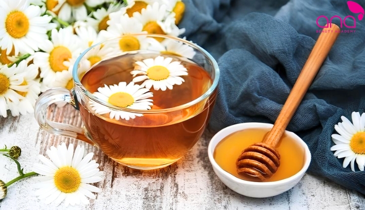 Trà hoa cúc mật ong giúp thanh nhiệt, hỗ trợ đẹp da