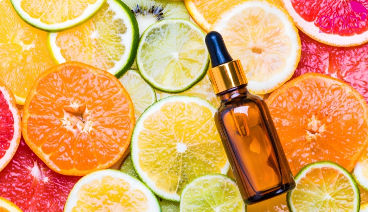Vitamin C hỗ trợ ức chế melanin, chống oxy hóa, đều màu da (Nguồn: Internet)