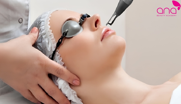 Xóa viền môi lệch bằng laser