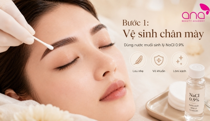 Vệ sinh chân mày bằng nước muối sinh lý vô khuẩn