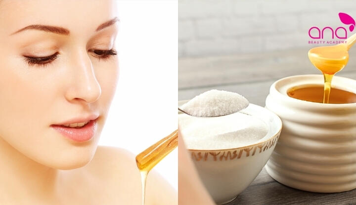 Làm môi mềm mịn bằng mật ong