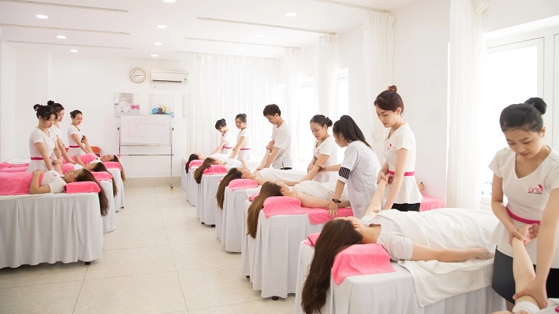 hinh-anh-hoc-vien-hoc-spa-15