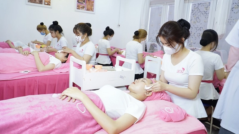 hinh-anh-hoc-vien-hoc-spa-3