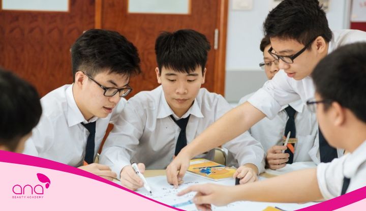 Cấp 3 học những môn gì theo chương trình