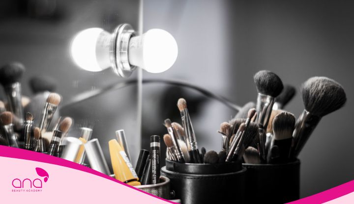 Dụng cụ trang điểm cần chuẩn bị