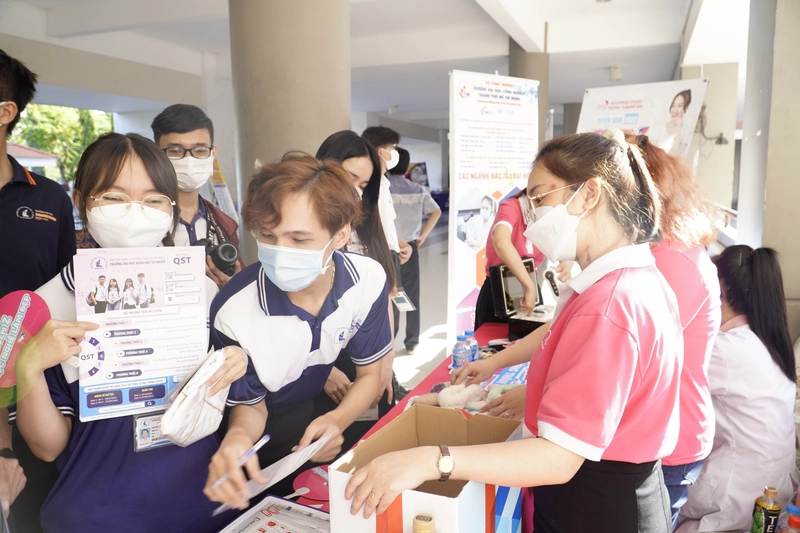 hanh-trinh-tuyen-sinh (5)