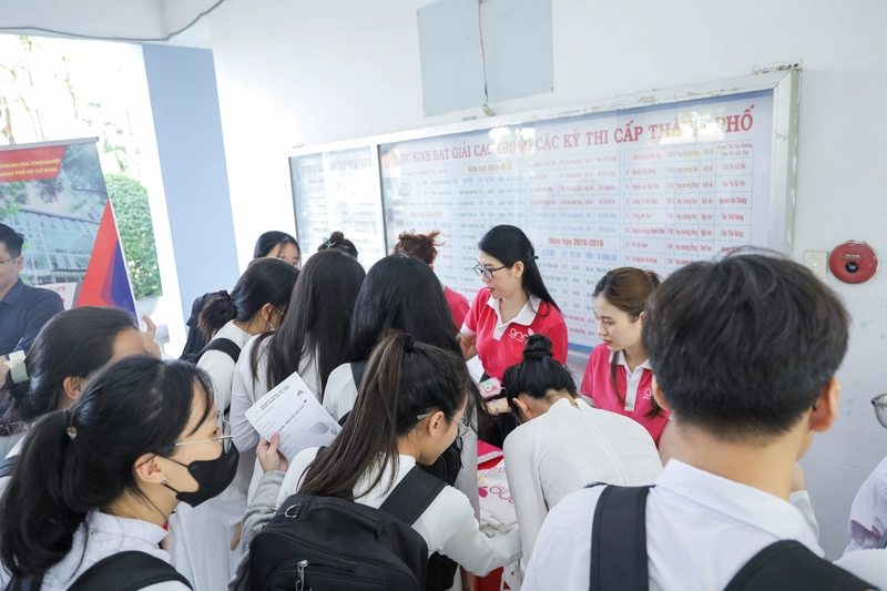 hanh-trinh-tuyen-sinh (8)