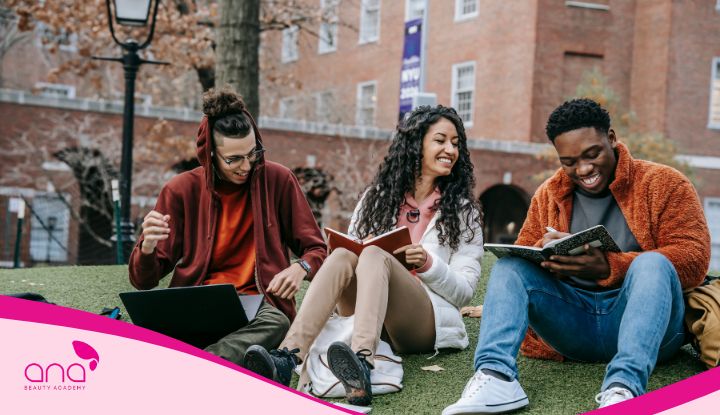 Nghỉ học đại học giữa chừng có học lại được không