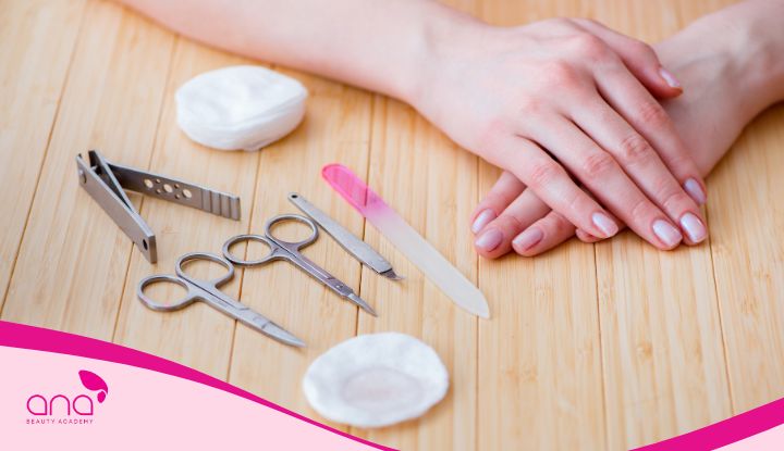 Dụng cụ chăm sóc móng