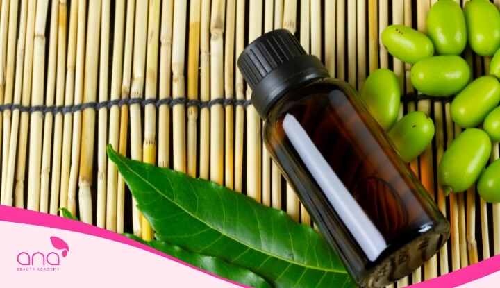 Bảo quản trong lọ thuỷ tinh tối màu giúp bảo vệ tinh dầu khỏi tác động của ánh sáng