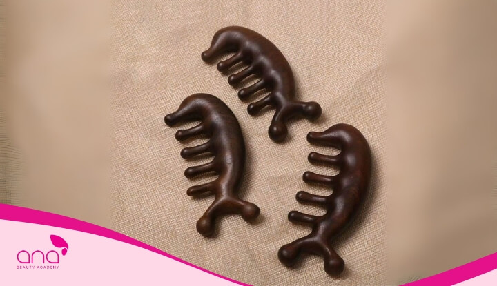 Thiết kế lược với các đầu răng tròn giúp mát xa thư giãn da đầu