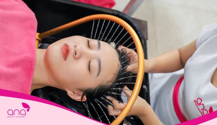 Vòm nước là dụng cụ thường có tại các Spa chuyên trị liệu 