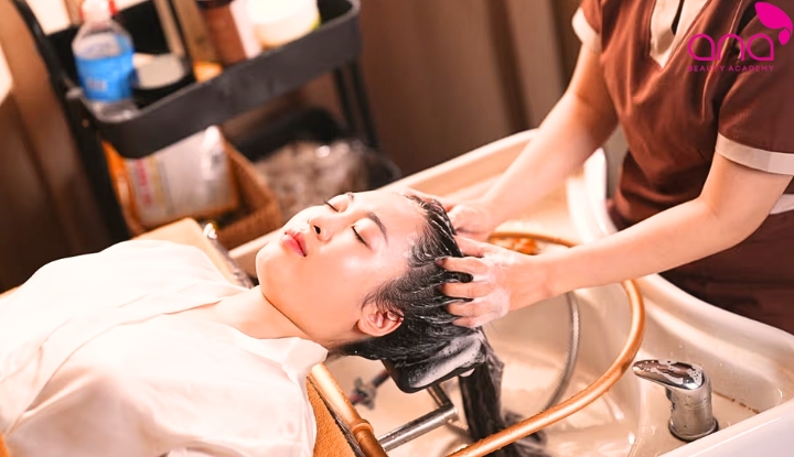 Gội đầu thường là gì?