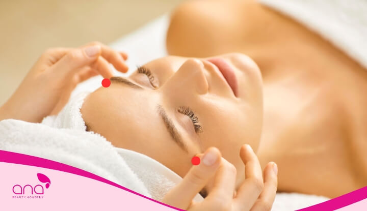 Massage bấm huyệt thái dương được ứng dụng để trị chứng đau đầu, mất ngủ, và các bệnh về thần kinh