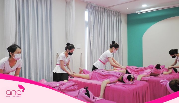 Khoa-hoc-massage-tri-lieu-tai-ana