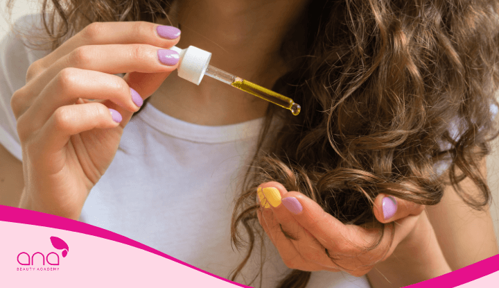 Nên tránh chạm, cột, hoặc kẹp tóc quá chặt ngay sau khi uốn để giữ nếp tóc được lâu hơn 