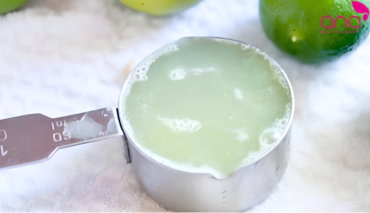 Gội đầu bằng nước vo gạo và chanh