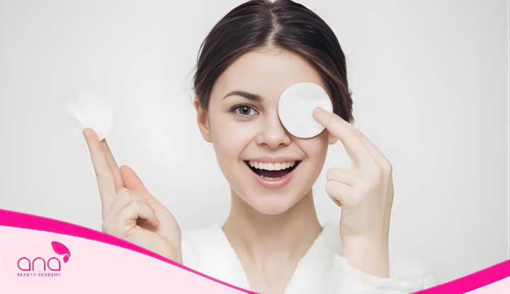 Ve-sinh-sach-se-truoc-khi-thuc-hien-massage-mat