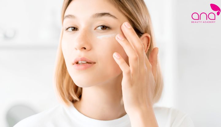Massage hỗ trợ nghỉ mắt nhưng không thay thế điều trị (Nguồn: Internet)