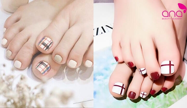 Mẫu nail chân kẻ sọc đẹp mắt