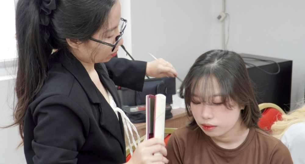 HÌNH ẢNH HỌC VIÊN KHÓA HỌC MAKEUP TẠI ANA​ 2