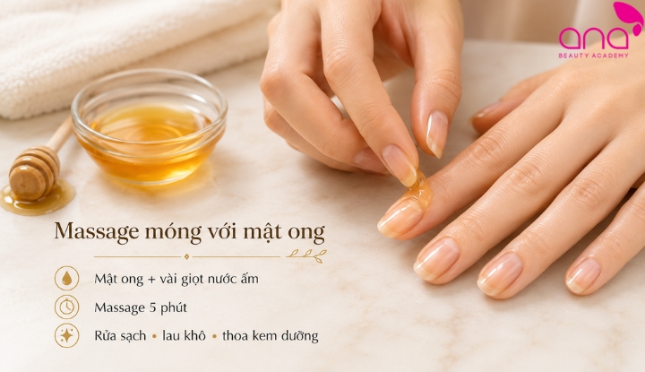 massage móng với mật ong