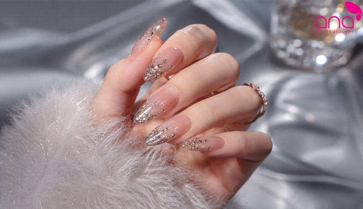 Mẫu nail chụp ảnh