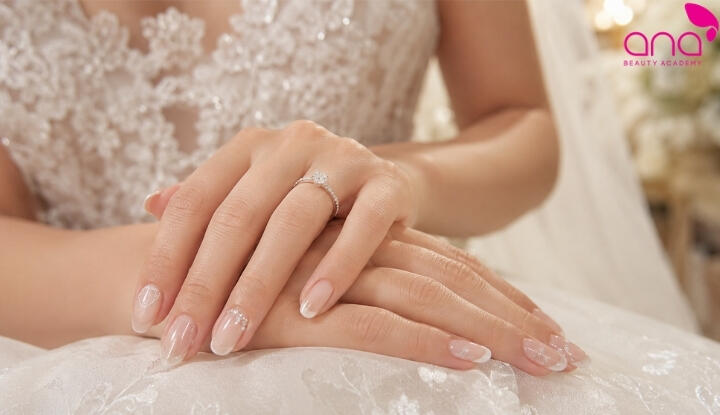 Mẫu nail cô dâu
