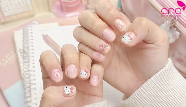 mẫu nail Hello Kitty học sinh sinh viên