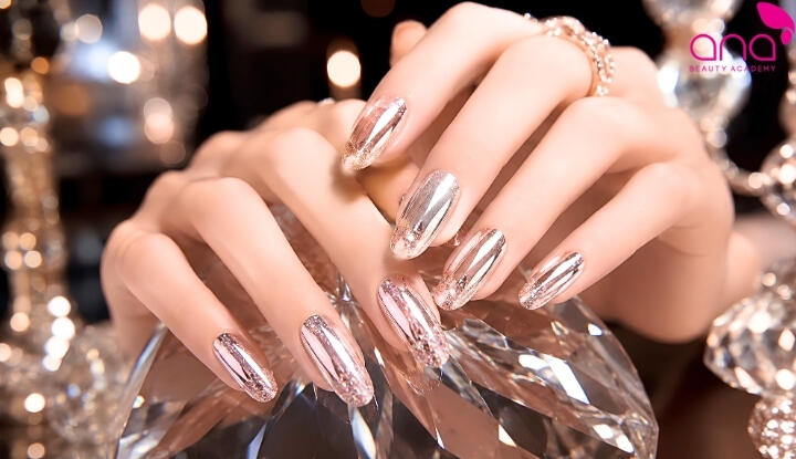 Nail tráng gương kết hợp nhũ ánh sáng