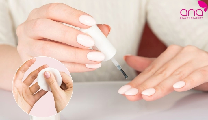 Tẩy sơn móng tay bằng sơn bóng