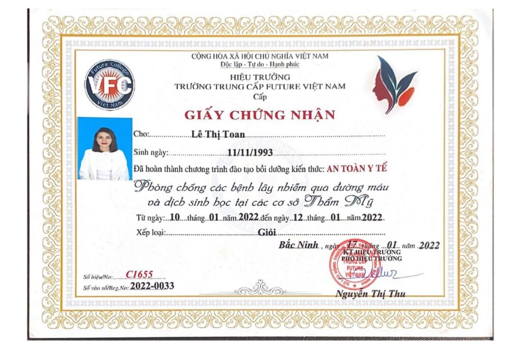 Giấy chứng nhận an toàn y tế của chị Lê Thị Toan