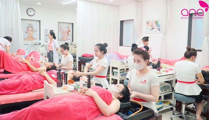 Mở tiệm gội đầu cần những gì về mặt bằng