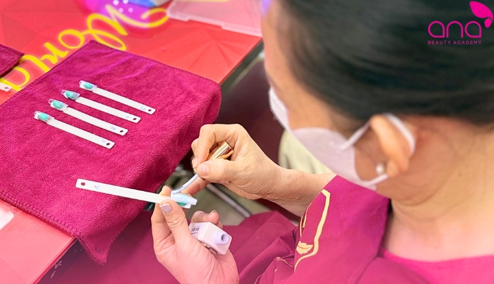 Trường dạy nail lâu năm với lộ trình đa cấp độ (Nguồn: Internet)